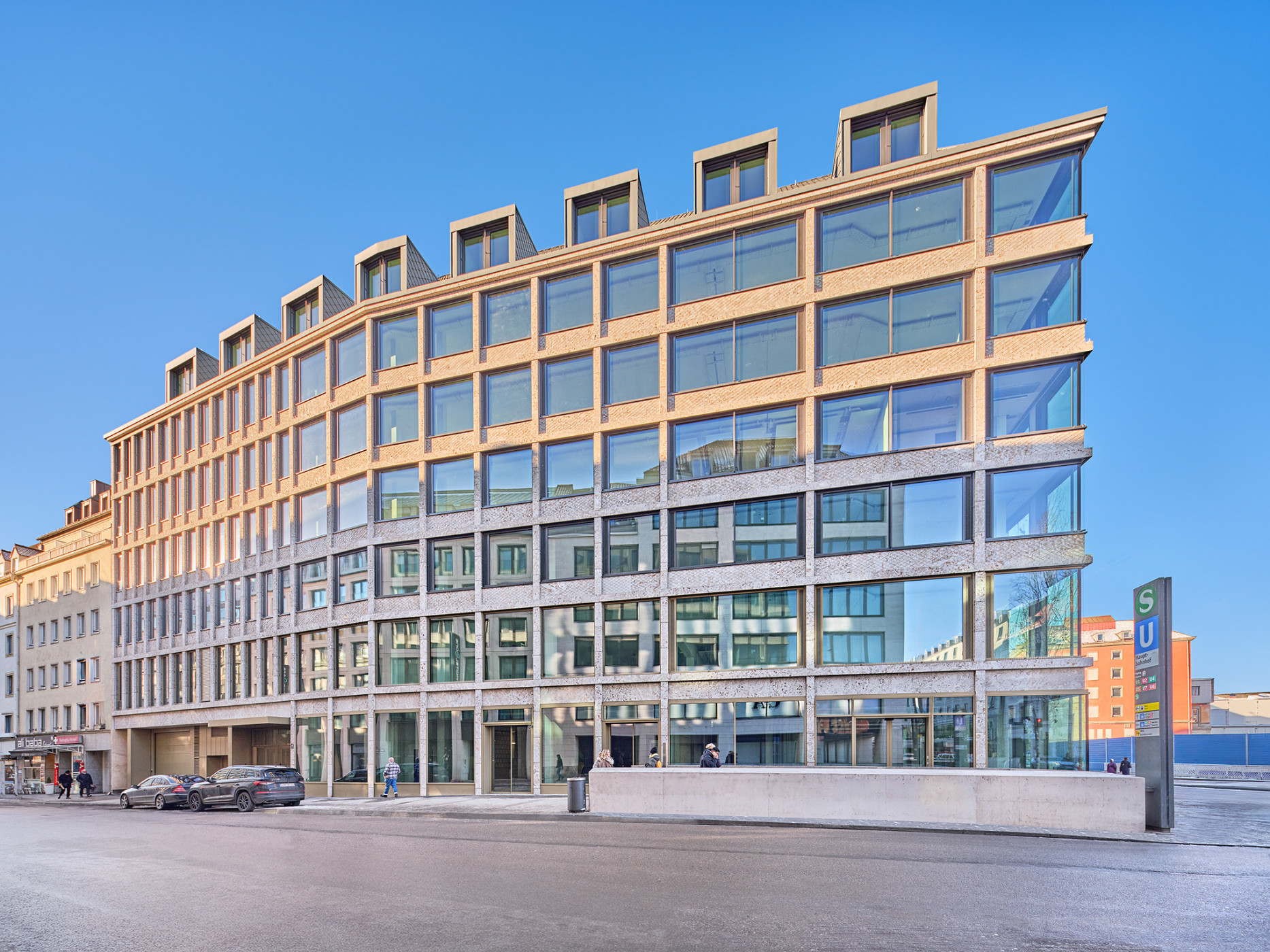 B.munich
